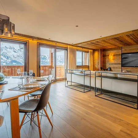 Duplex Spacieux Au Rond-point Des Pistes Avec Parking, Balcon Et Services Inclus - Fr-1-613-93 Apartment Les Allues