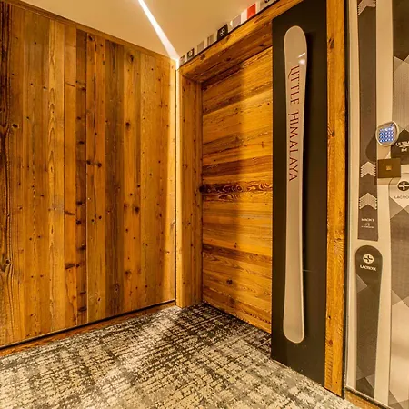 Duplex Spacieux Au Rond-point Des Pistes Avec Parking, Balcon Et Services Inclus - Fr-1-613-93 Apartment *